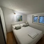 Kapetanovi Dvori Apartman Trogir