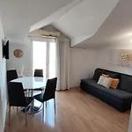 Kapetanovi Dvori Apartman Trogir