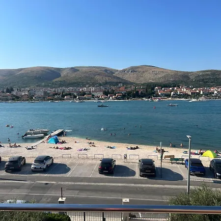 Kapetanovi Dvori Трогир