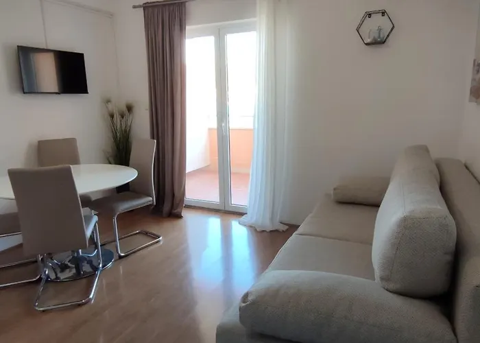 Διαμέρισμα Kapetanovi Dvori