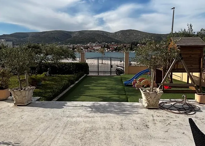 Kapetanovi Dvori Διαμέρισμα